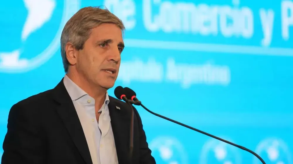 OKUK77VCLNAMJLGCM3VETTWNEU