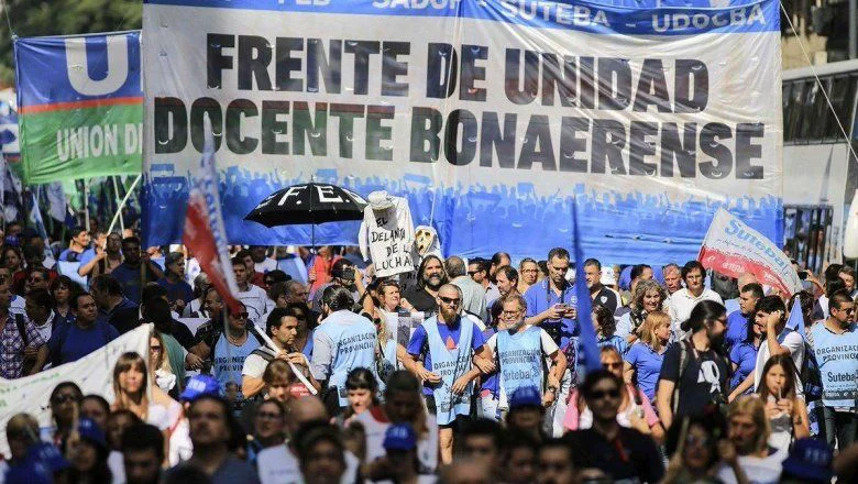 20181008065428_5bb74fc6a81d5_frente-unidad-docente-paro-provincialjpg
