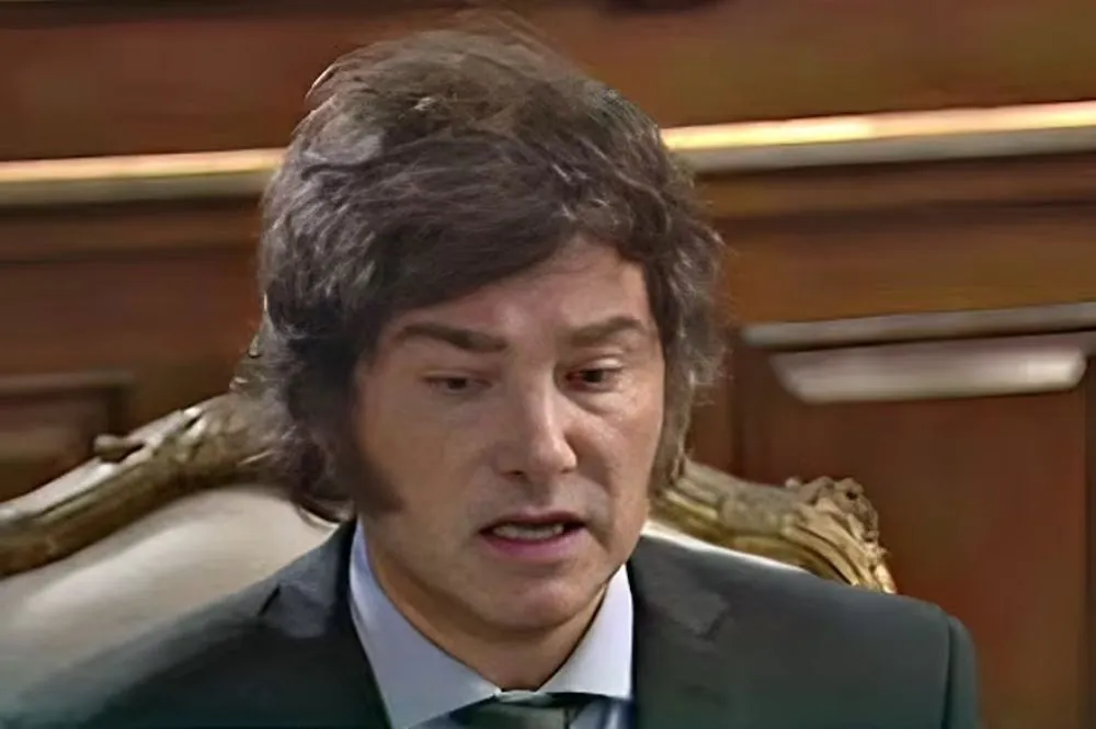 nota-1728618-javier-milei-anticipo-eliminara-fideicomisos-decreto-excluira-traidores-respondio-cristina-1079134