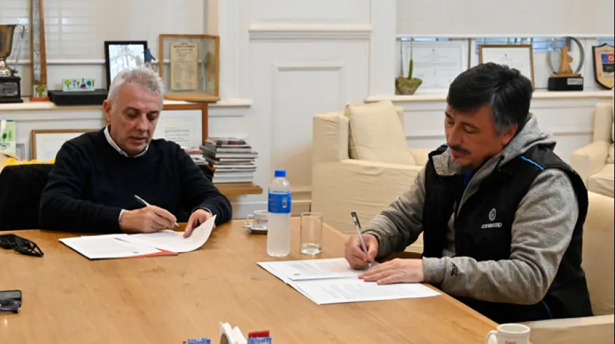 20250912212211_sin-titulo