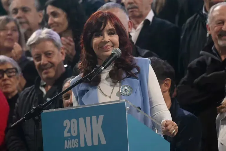 nota-1731952-cristina-kirchner-cree-peronismo-debe-terminar-autocritica-empezar-discutir-nueva-agenda-1082604