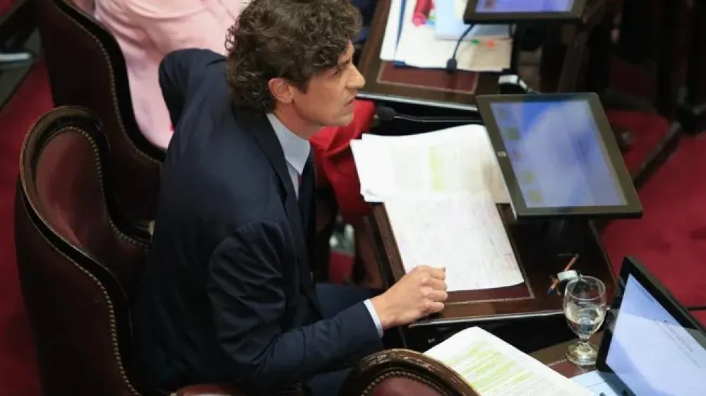 nota-1732519-martin-lousteau-sobre-aumento-sueldo-senado-vocero-presidente-estaba-cobrando-tres-veces-1083176