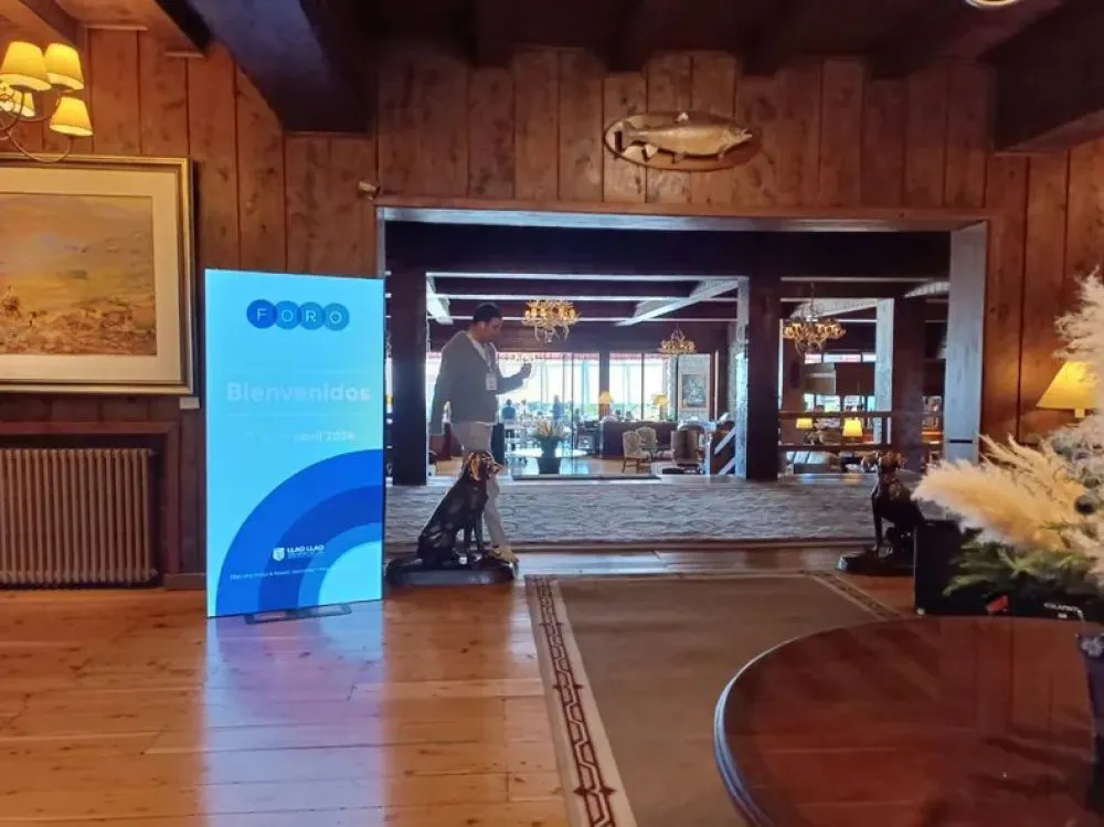 nota-1732439-foro-llao-llao-espera-javier-milei-rosca-blindada-bienvenida-uruguaya-1083094